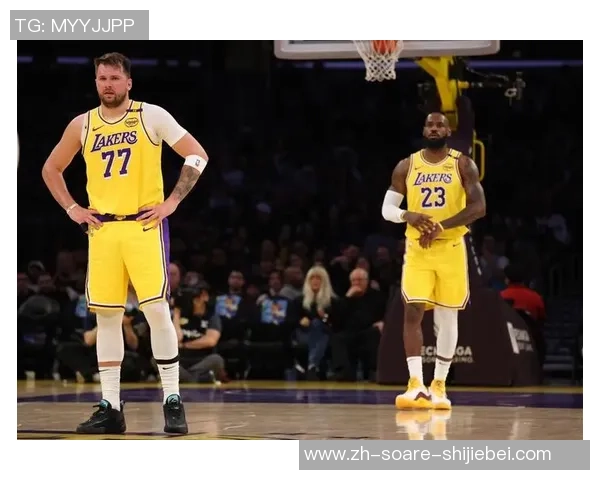 湖人121-111黄蜂 球员点评：4人优异，3人及格，2人低迷